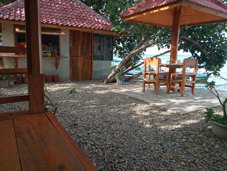 Pelangi Homestay & Resto Gili Gede, Sekotong, Indonesia
