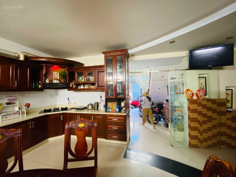 House for rent in Ho Chi Minh City, Vietnam · Tan Binh District · 1 room, 1 bath