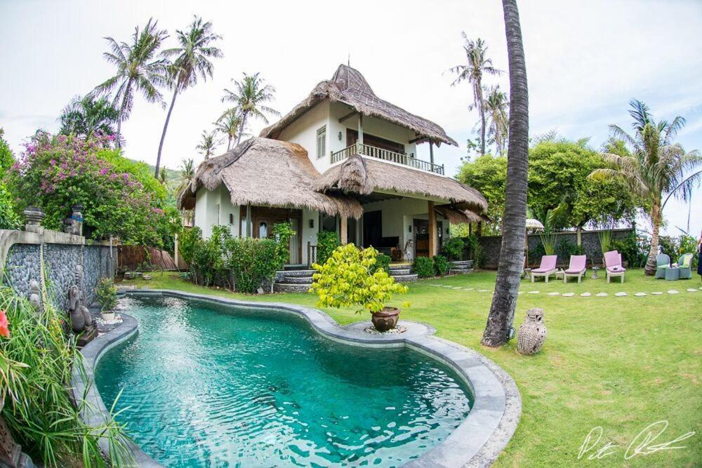 Life in Amed Beach Hotel, Indonesia