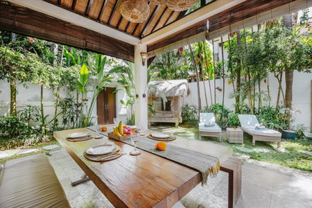 Villa Koala, 2BR Private Pool Villa near Seminyak Best Nightlife and W, Seminyak, Indonesia