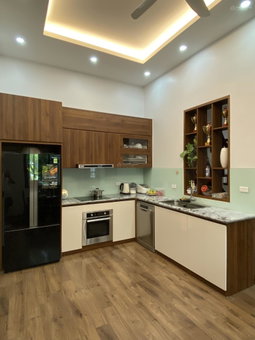 Haus zu vermieten in Hanoi, Vietnam · Cau Giay District · 1 Zimmer, 1 Bad