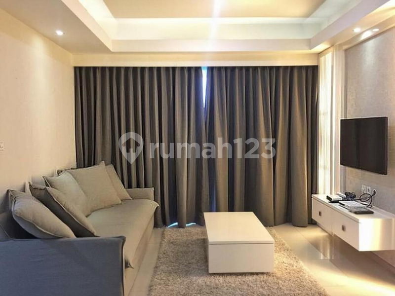 Apartment for rent in Surabaya, Indonesia · 3 rooms, 2 baths