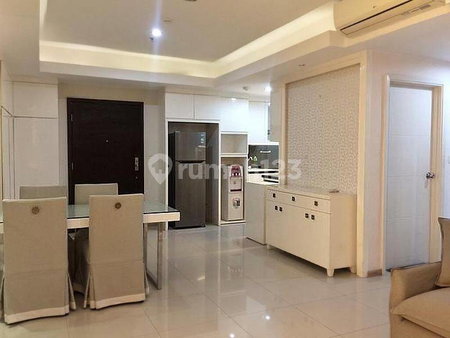 Apartment for rent in Surabaya, Indonesia · 3 rooms, 2 baths