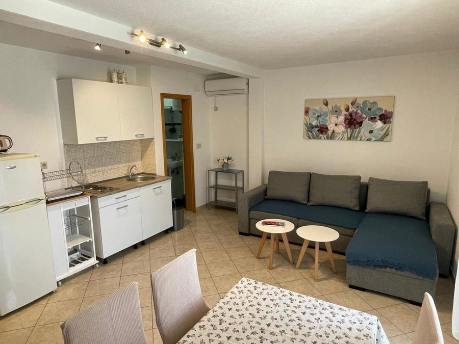 Apartment Room Parčina, Trogir, Croatia