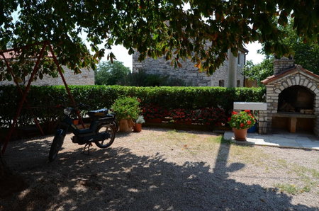 Apartment Duerose, Buje, Croatia