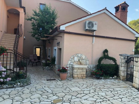 Teta Jana, Smoljanci, Croatia