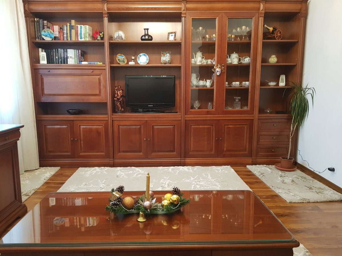 Hotel · Garsoniera Mihaela, Petroşani