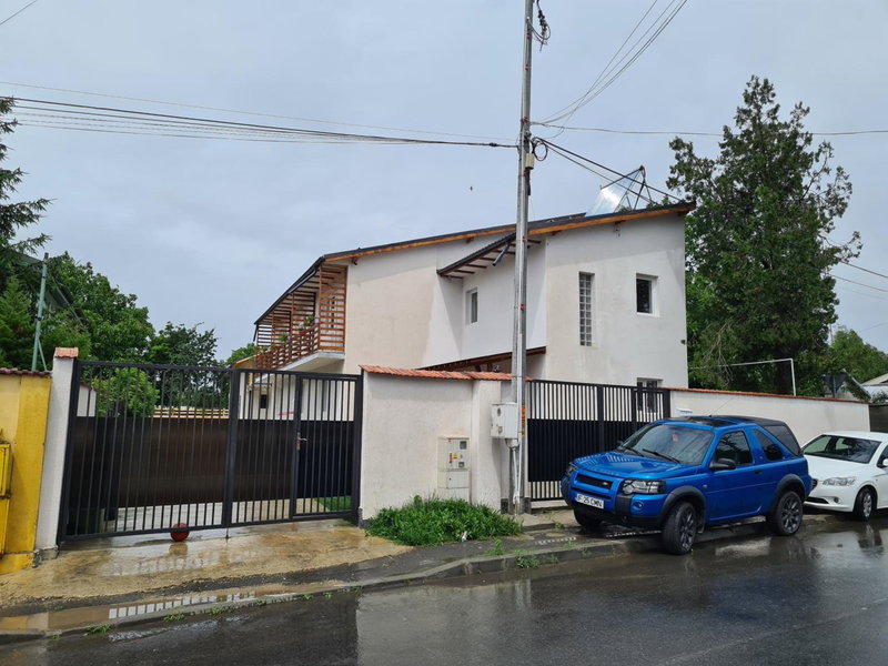 Luca's studio 2 ,Close to Therme Bucharest, Airport Otopeni, Baloteşti, Romania