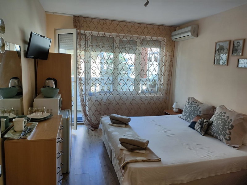 Victoria Independent Rooms, Pomorie, Bulgaria