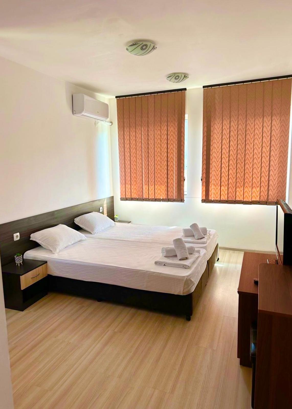 Hotel · Guest Rooms Lina, Kirkovo
