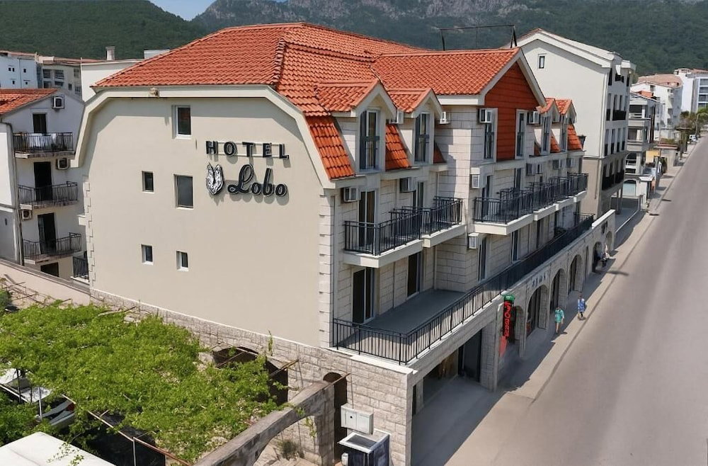 Hotel Lobo, Montenegro