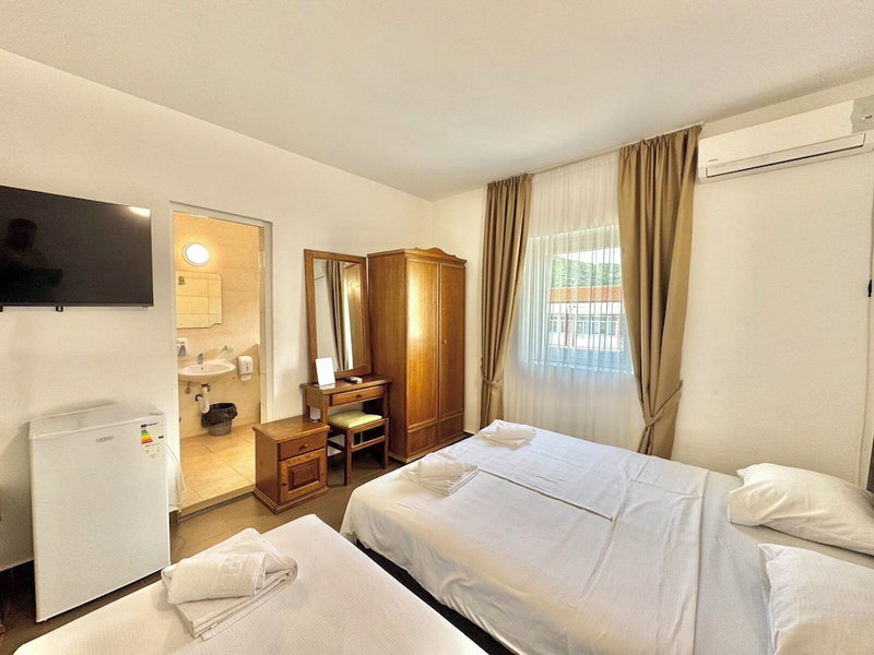 Hotel Lobo, Budva, Montenegro