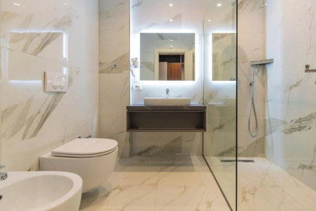AMR Hotel, Rrashbull, Albania