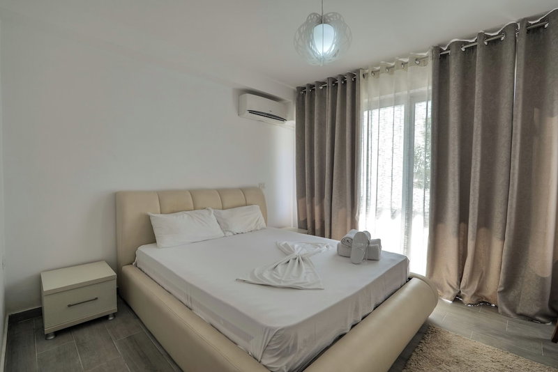 Hotel Sunrays, Sarandë, Albania