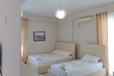 Hotel Sunrays, Sarandë, Albania