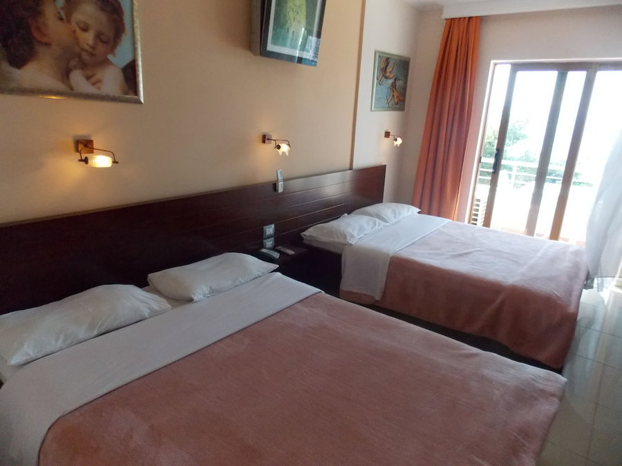 Hotel Mediterrane, Sarandë, Albania