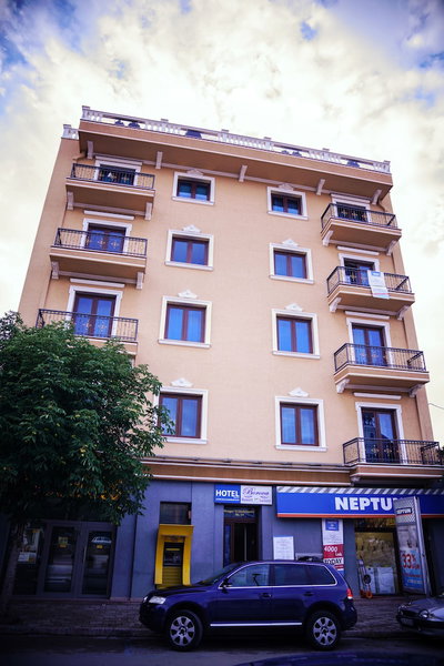 Hotel Borova, Korçë, Albania