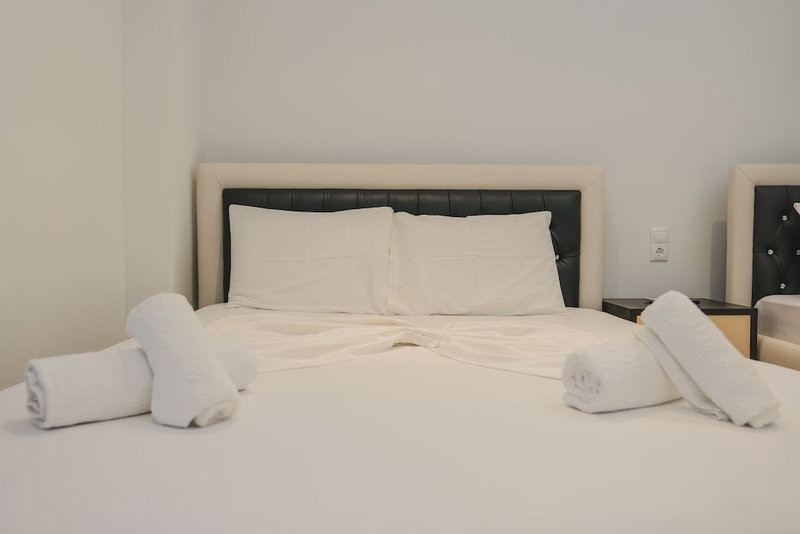 Foris Rooms, Himarë, Albania