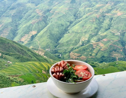 Mây House – Sống Lưng Khủng Long, Bắc Yên, Vietnam