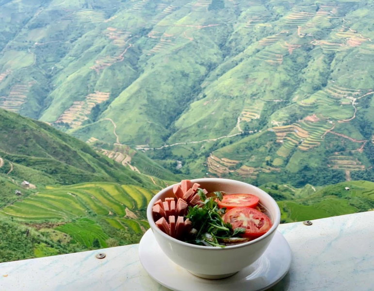 Mây House – Sống Lưng Khủng Long, Bắc Yên, Vietnam