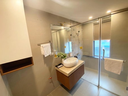 Luxe Paradise Residence Trinh Cong Son, Hanoi, Vietnam