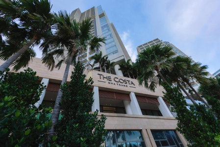 Luxury Seaview Apartments managed by Anh, Nha Trang, Vietnam