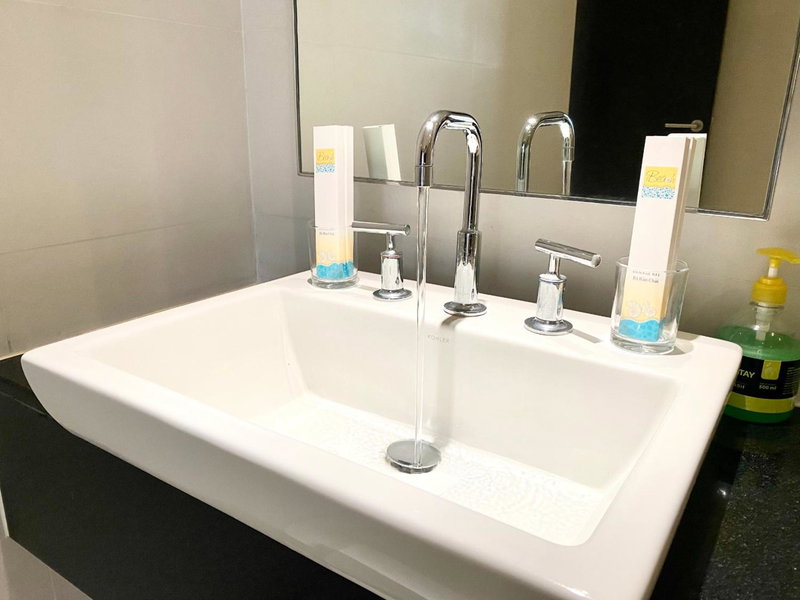 Luxury Seaview Apartments managed by Anh, Nha Trang, Vietnam