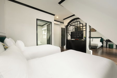 Elegant Boutique Hotel Ha Long, Ha Long, Vietnam