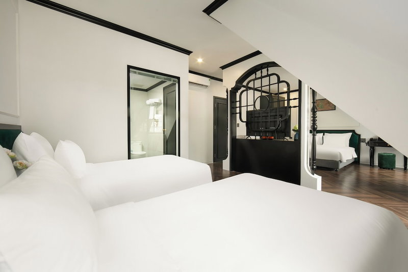 Elegant Boutique Hotel Ha Long, Ha Long, Vietnam
