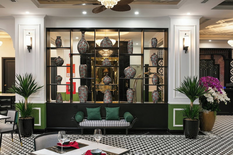 Elegant Boutique Hotel Ha Long, Ha Long, Vietnam
