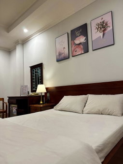 Ven Hồ Hotel, Hanoi, Vietnam