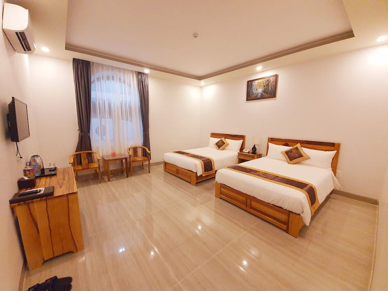 Hong Mai 2 Hotel, Cam Lam, Vietnam