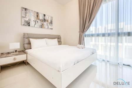 Captivating 3BR Townhouse at DAMAC Hills 2 Dubailand By Deluxe Holiday Homes, Dubai, United Arab Emirates