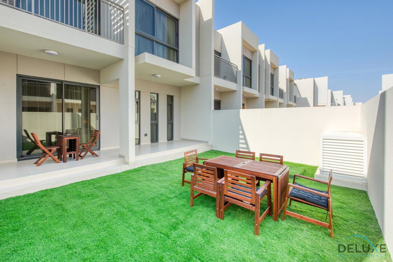 Captivating 3BR Townhouse at DAMAC Hills 2 Dubailand By Deluxe Holiday Homes, Dubai, United Arab Emirates