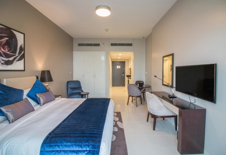 Premium Studio with Beautiful Golf Course View, Dubai, United Arab Emirates