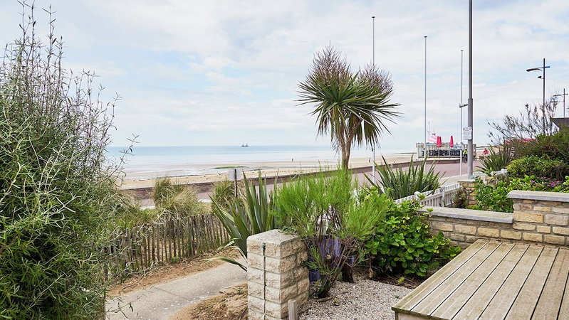 La Cremaillère, Courseulles-sur-Mer, France