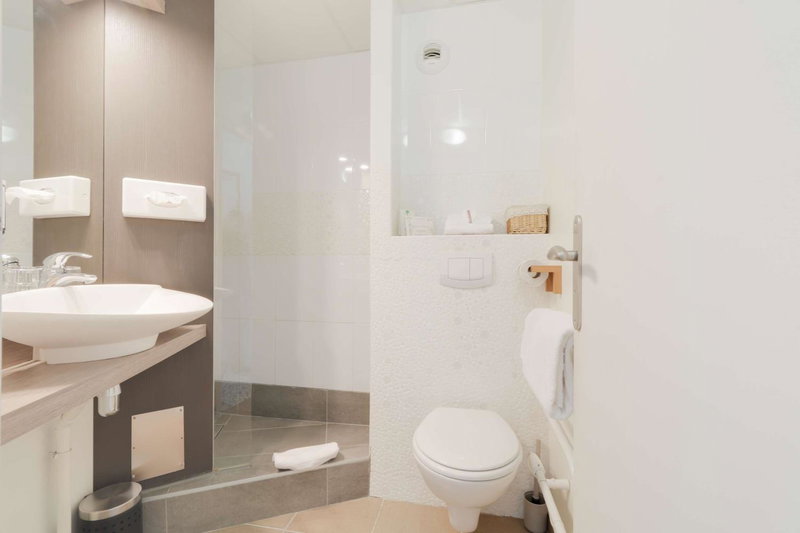 Brit Hotel Alghotel, Cancale, France