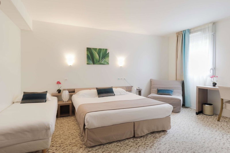 Brit Hotel Alghotel, Cancale, France