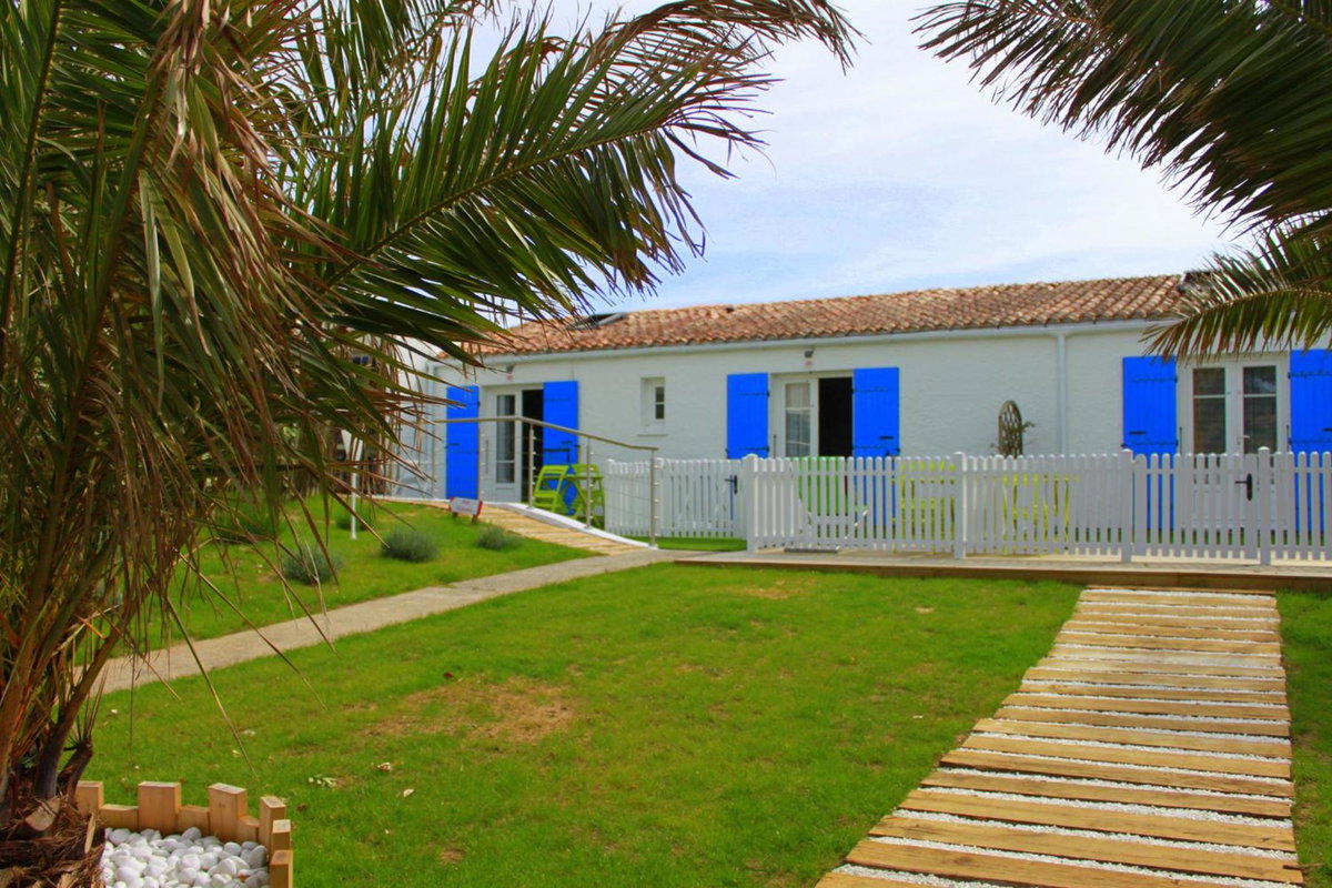 Hotel · Logis Hôtel de la Plage, La Cotinière