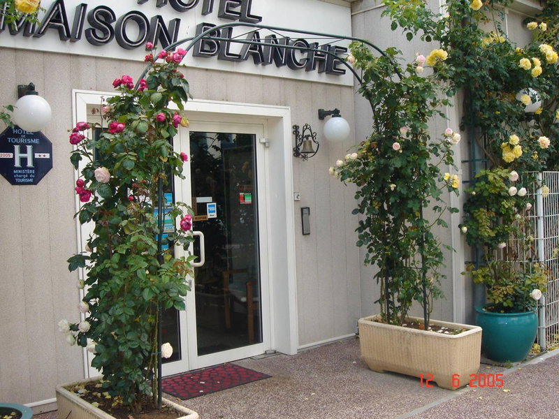 Hôtel Restaurant Maison Blanche, Rungis, France