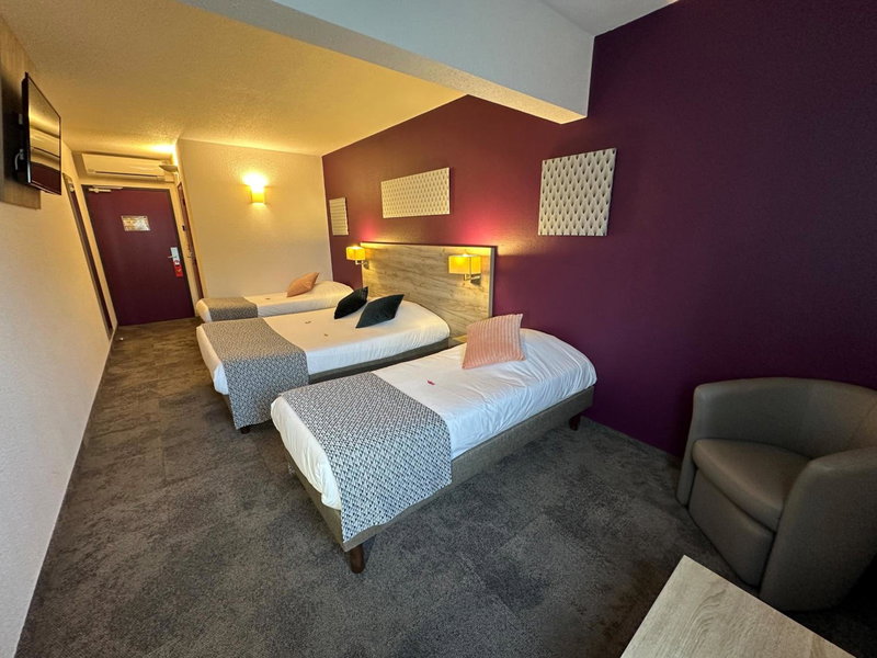 Brit Hotel Saumur, Distré, France