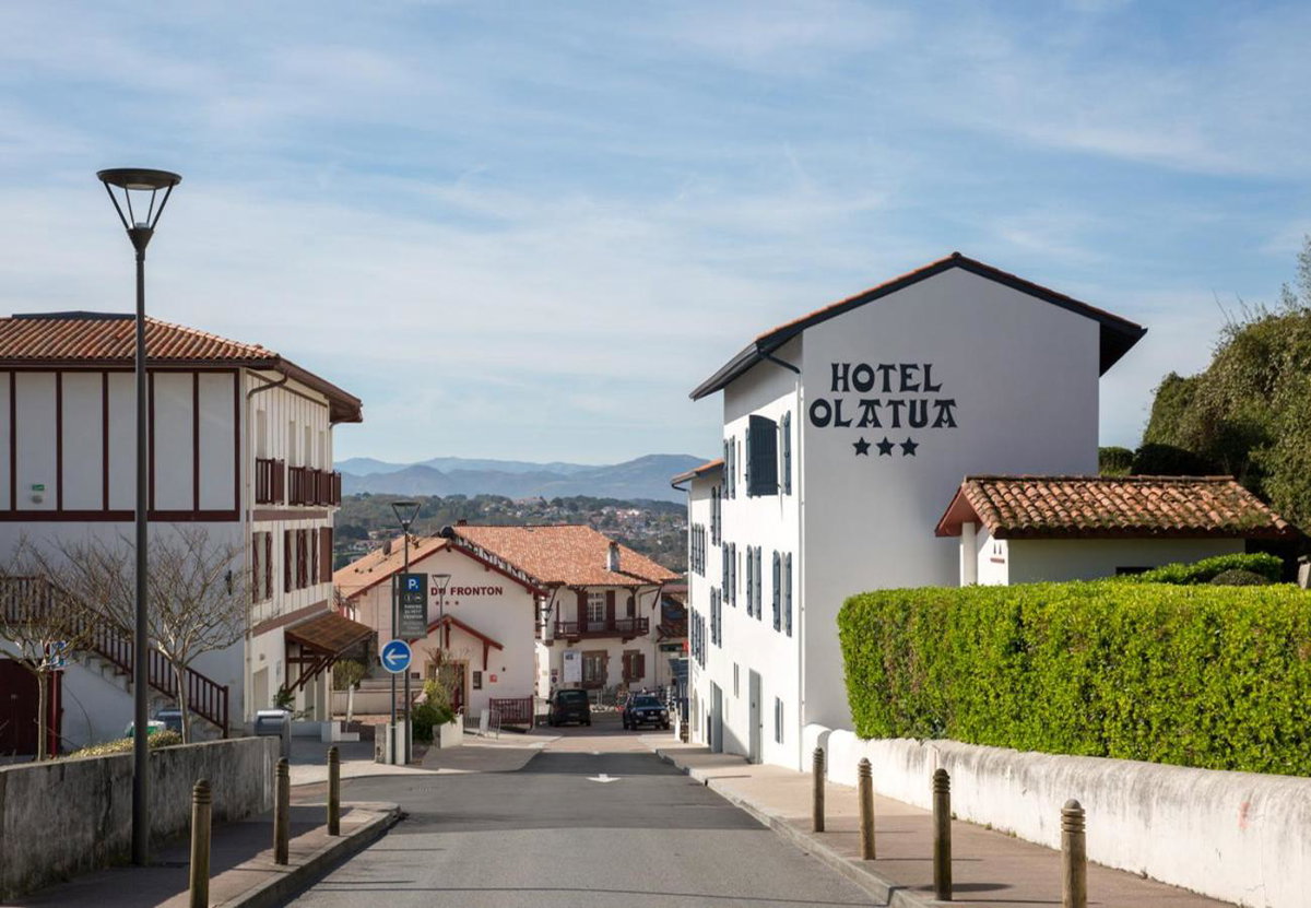 Hôtel & Appart-hôtel Olatua, France