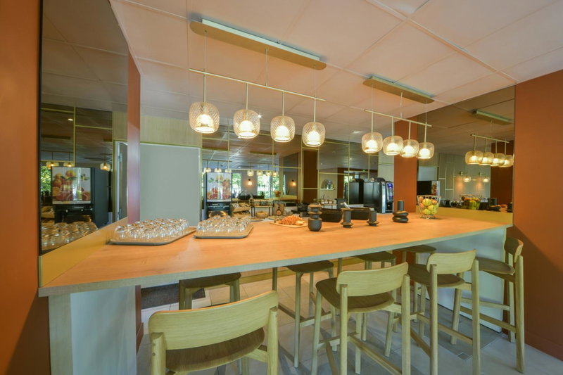BHOMA Bourges - Hôtel, Bourges, France