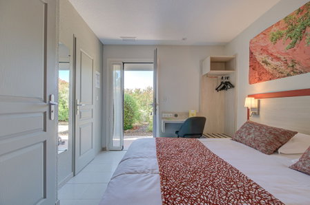 Hotel Saint Louis, Le Thor, France