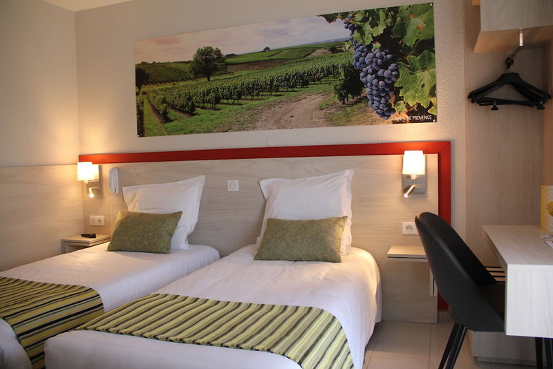 Hotel Saint Louis, Le Thor, France