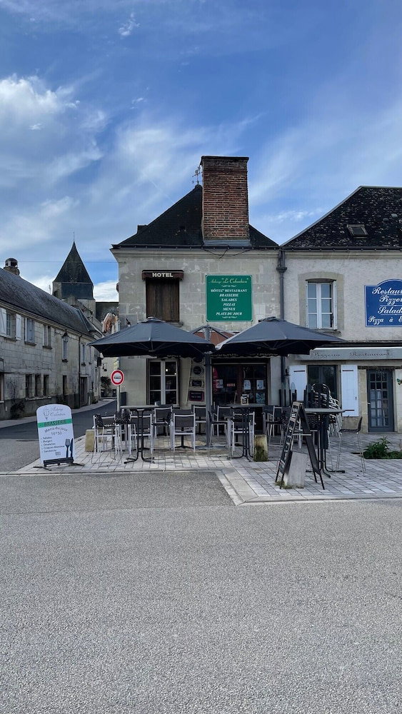 Hotel · Logis Auberge Le Colombien - Hôtel Restaurant, Villandry