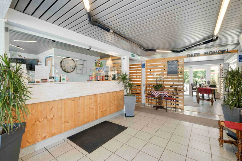 Hôtel Acacia Nancy sud Lunéville, Lunéville, France
