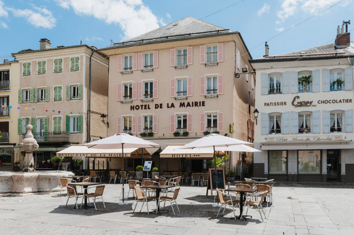 Logis - Hotel De La Mairie, France