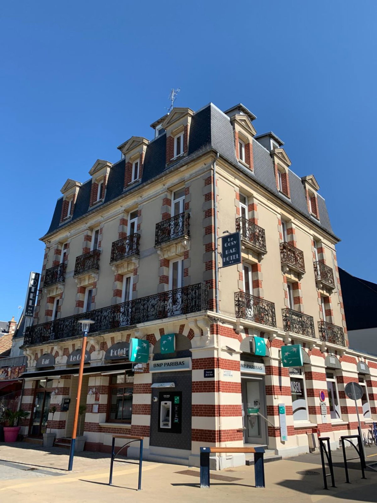 Hotel Le Cosy Riva Bella, France