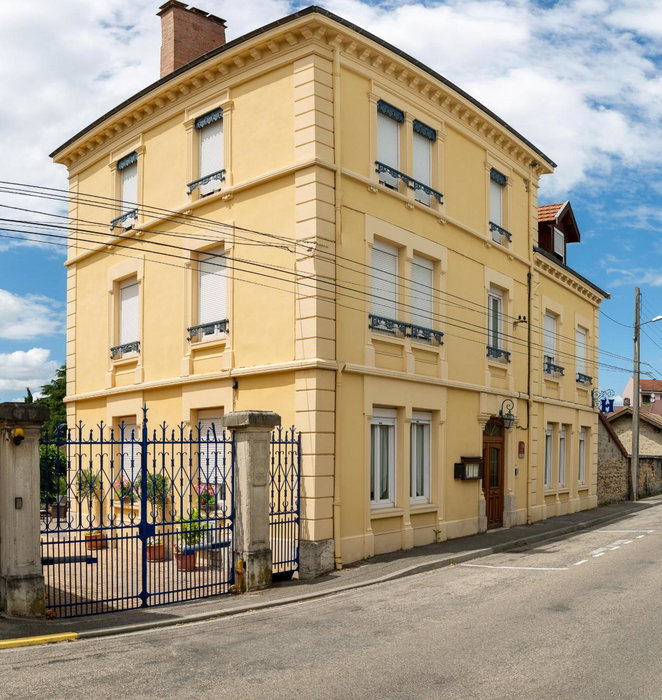 Hotel des Dauphins, Bourgoin, France